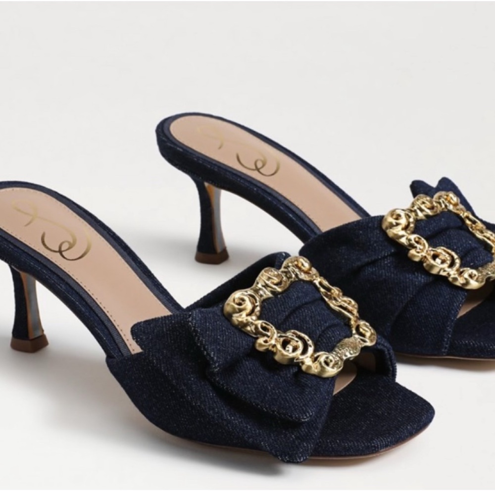 Sam Edelman Navy Heels with Gold Chain Detail NWOT